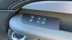 Land Rover Discovery 3.0 D350 Dynamic SE 5dr Auto Diesel Station Wagon